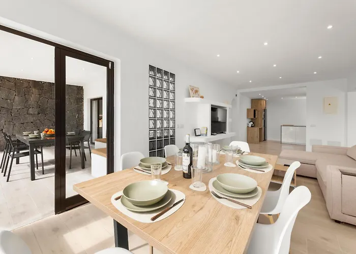 Cactus - Large Private Plot - Heated Pool & Bbq - Luxury Vacation 빌라 플라야블랑카